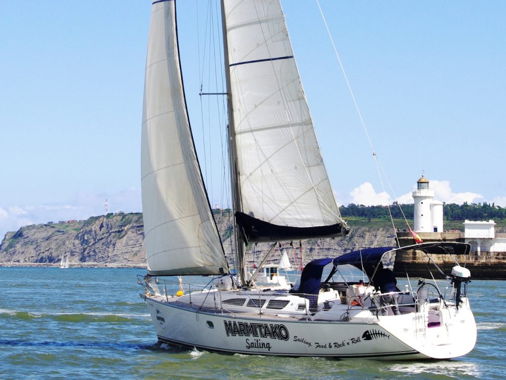 Marmitako Sailing