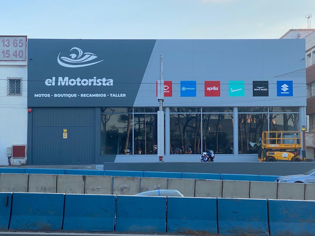 El Motorista Algeciras (Taller) — Exterior