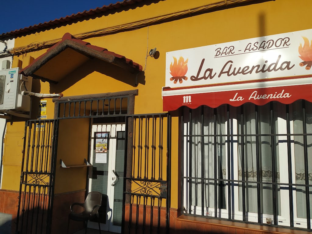 BAR-ASADOR La Avenida.