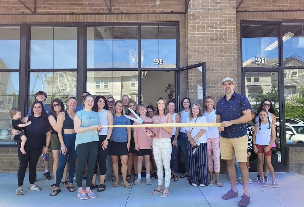  NoloSol Hot Yoga + Barre