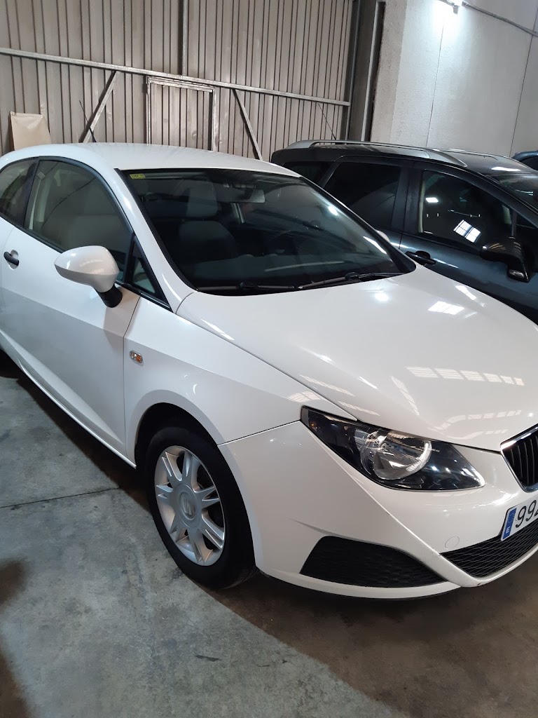 H&L MOTOR — Hatchback