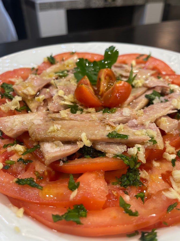 Meson Alejandra — Comida y bebida