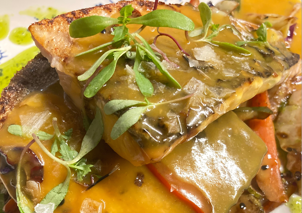 El Tenedor del Mono — Comida y bebida