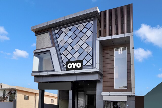 Oyo Hotel Kvs Residency