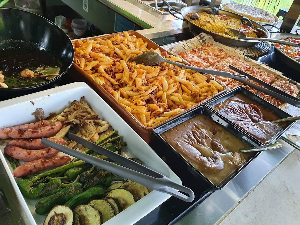 Datura Buffet — Comida y bebida