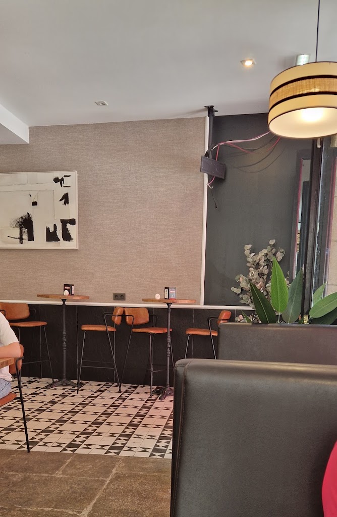 Cafeteria taperia Tributo — Ambiente