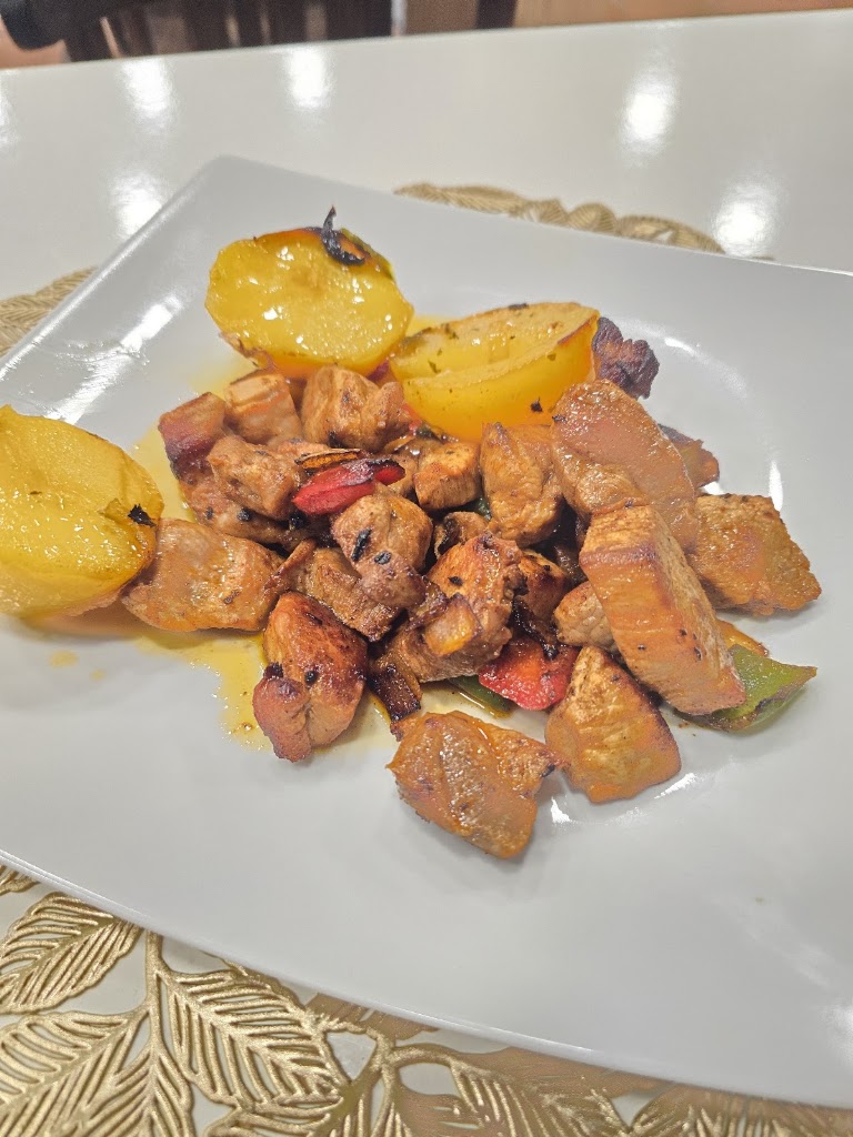 Restaurante Quitapesares — Comida y bebida