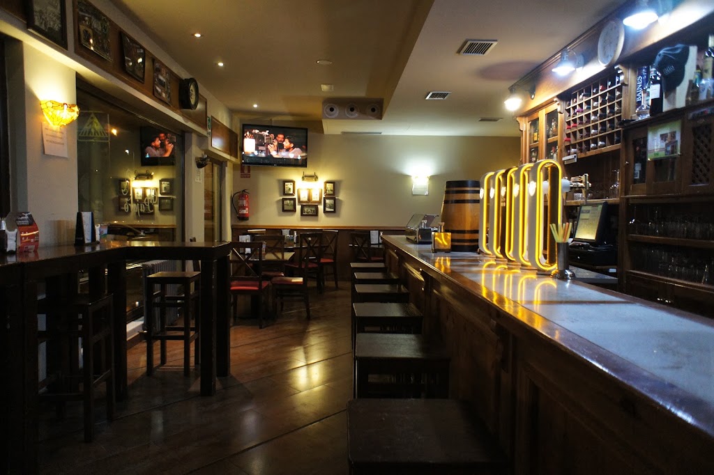 Hosteleria Restaurante El Pajaro — Ambiente