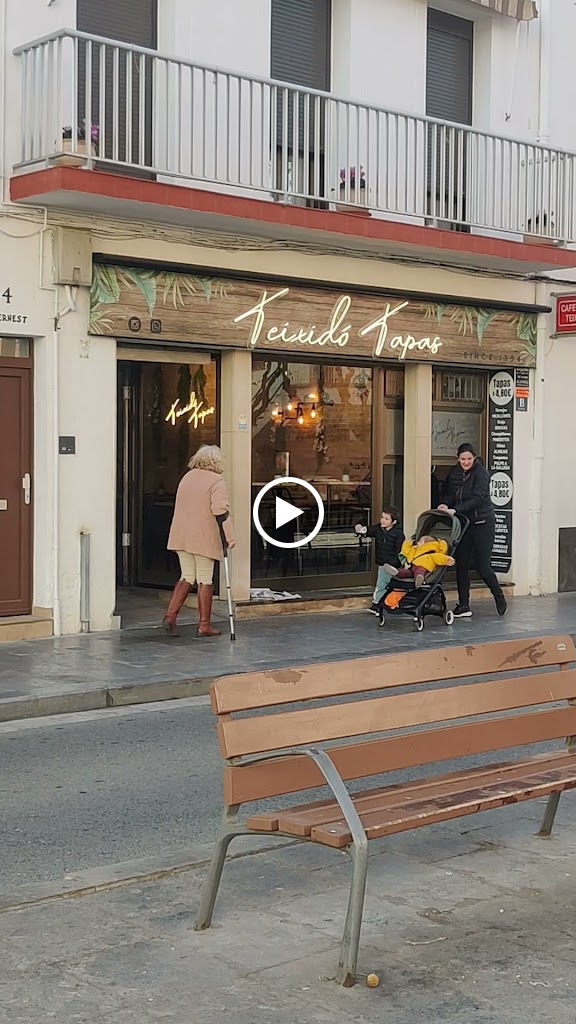 Bar Teixido Tapas — Videos