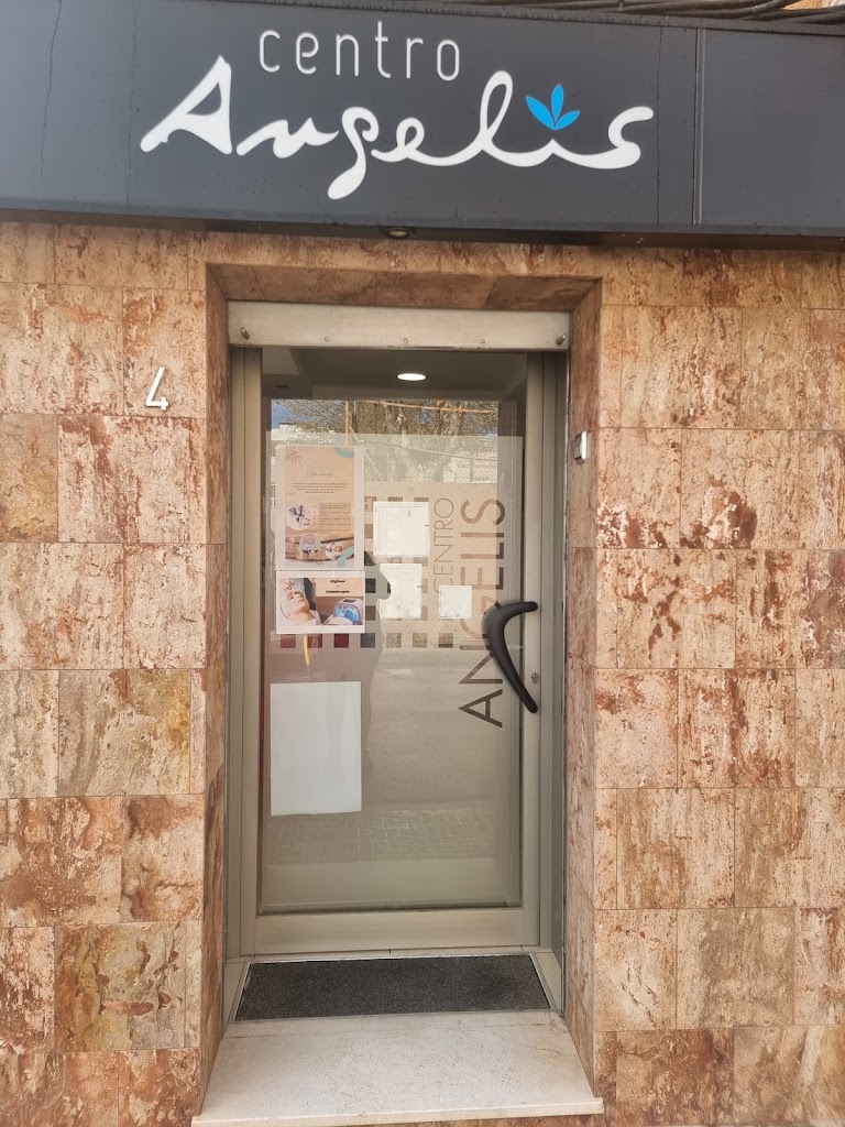 Angelis — Exterior