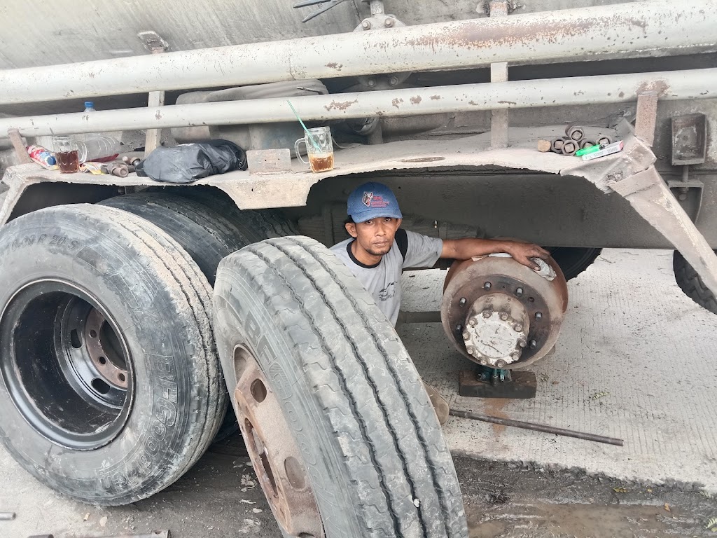 Bengkel Mobil Alfu Motor