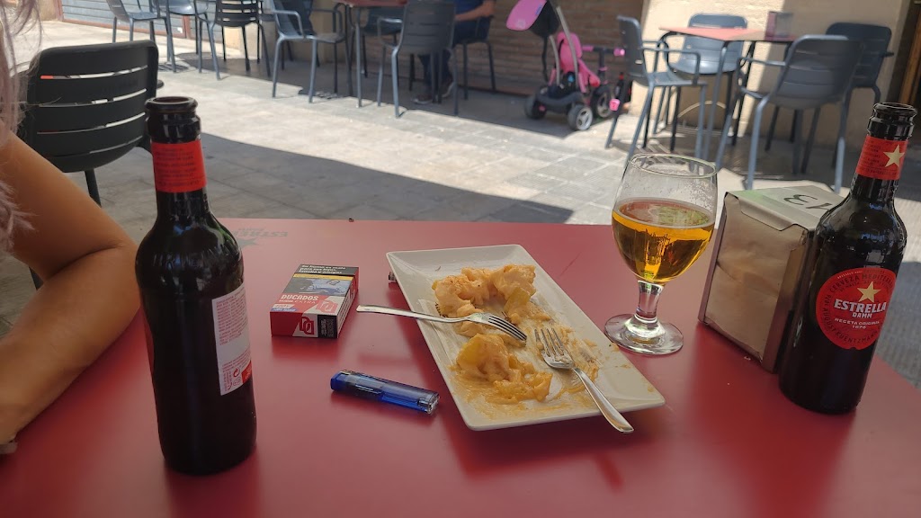 Rustic Bar - Restaurant