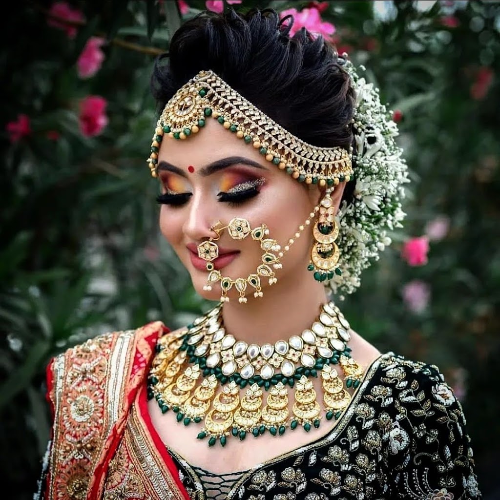 Makeovers By Suyash Best Bridal Makeup Hairstyle Artist In Aurangabad Chatrapati Sambhajinagar Maharashtra