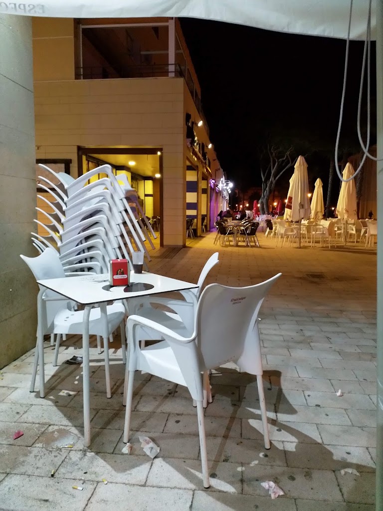 Bar El callejon del vino — Ambiente