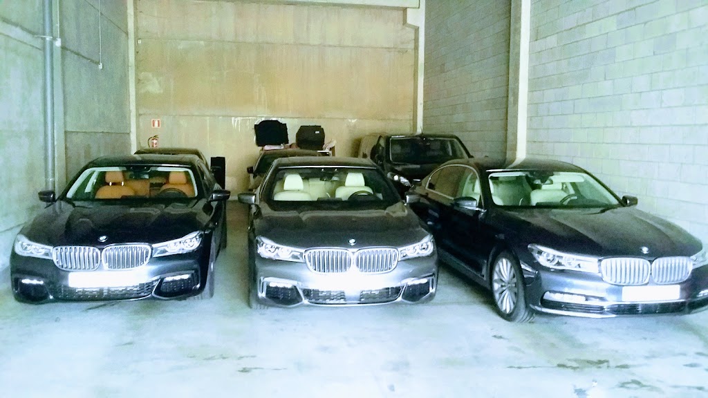 Luxury car
