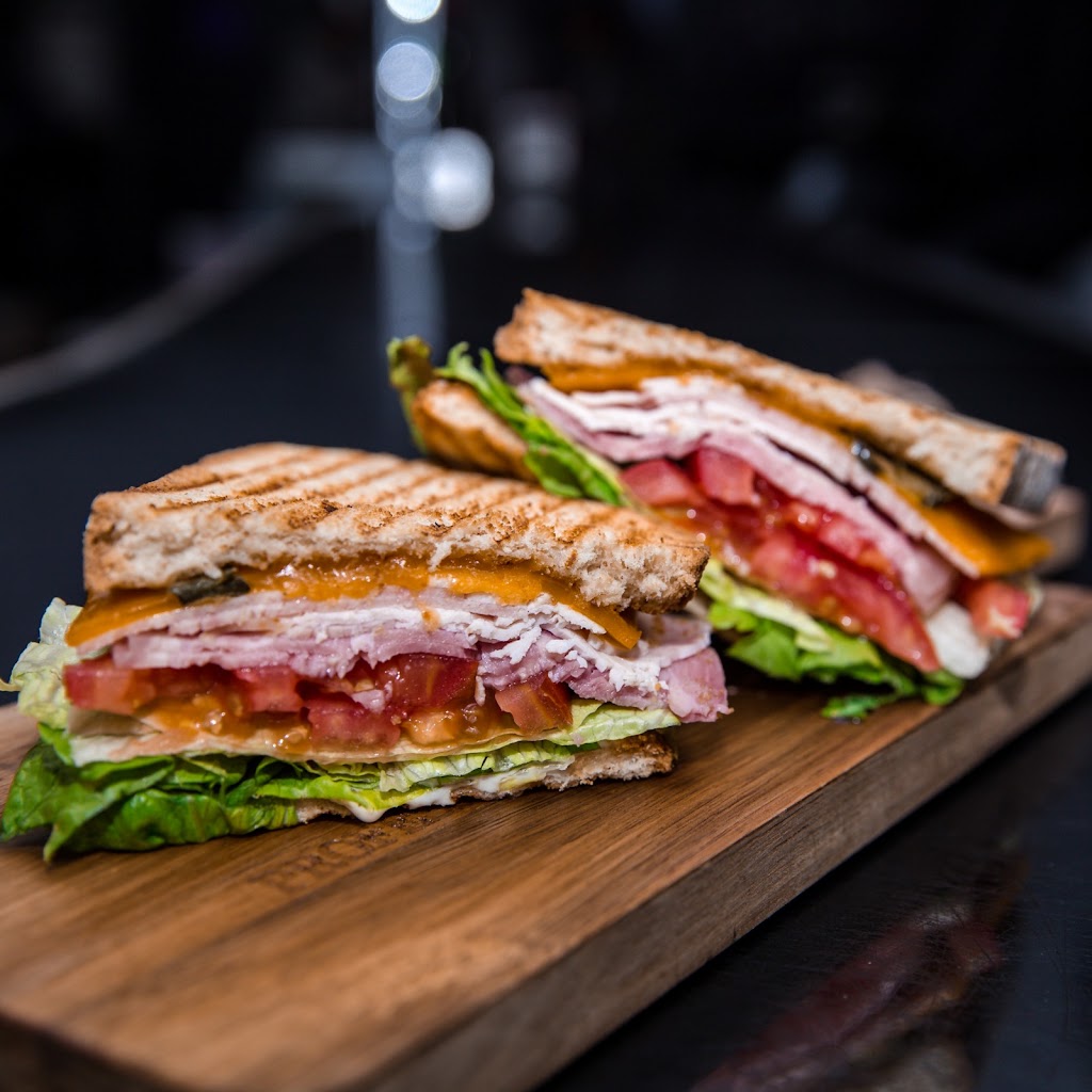 Diverxa 40 — Comida y bebida
