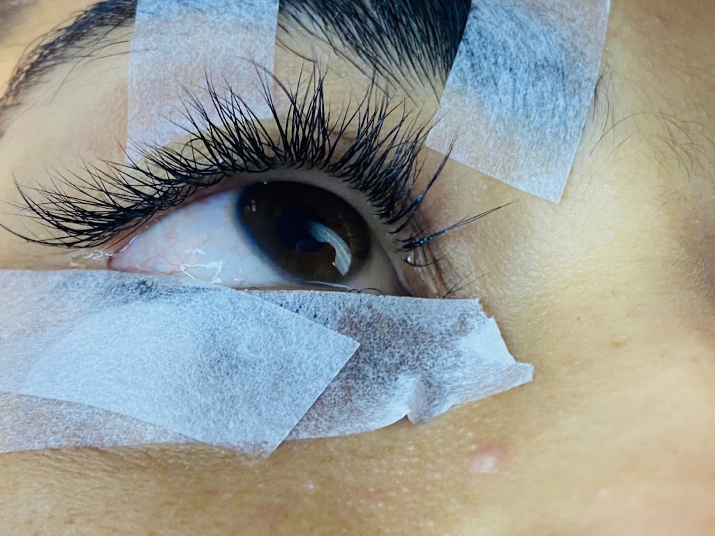 Velvet Vibes Beauty Lounge Academy