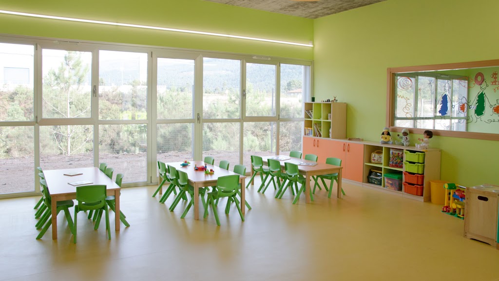Trastes Centros de Educacion Infantil Mos — Escuela