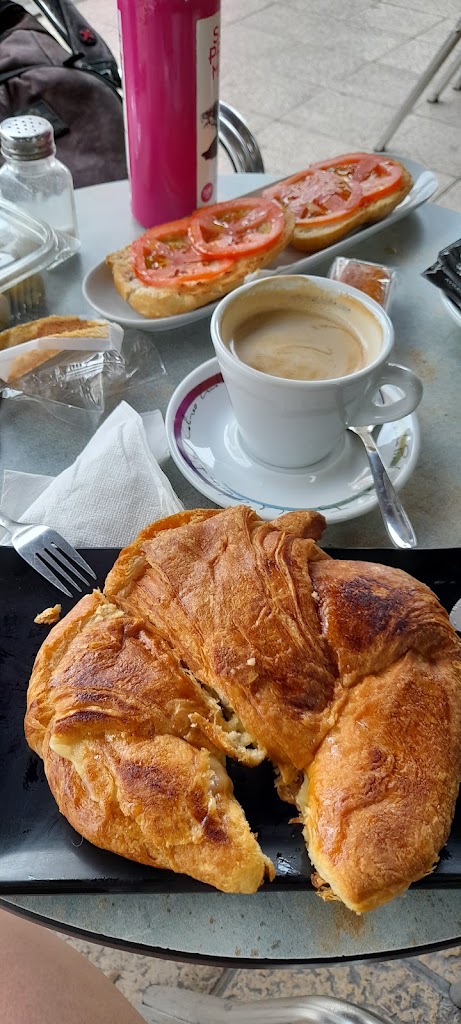 Bar Moncho — Comida y bebida