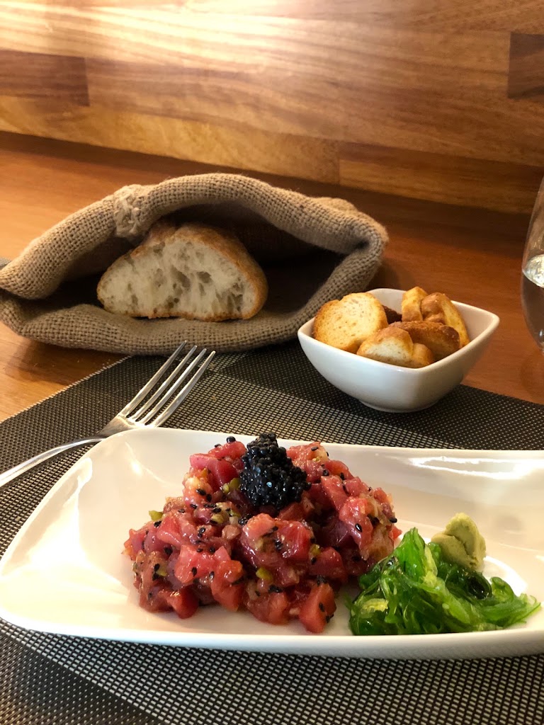 Pocavergonya Bistro — Comida y bebida