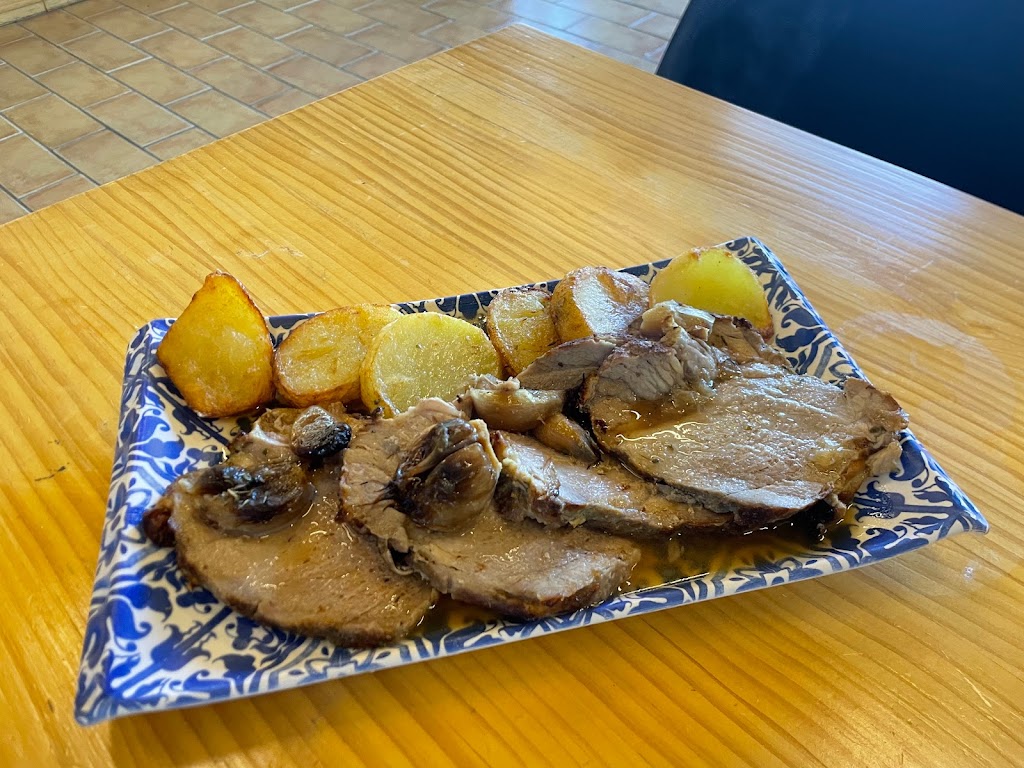 La Sala — Comida y bebida