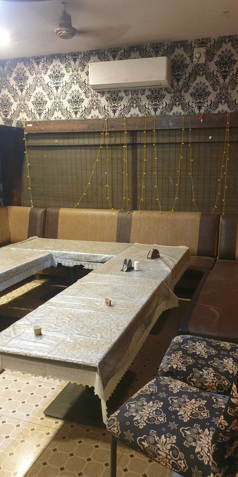 Super Oyo Surawar S Lodge Restaurant