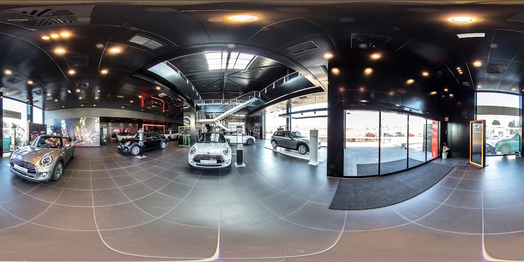 MINI Oliva Motor Girona — Street View y 360deg