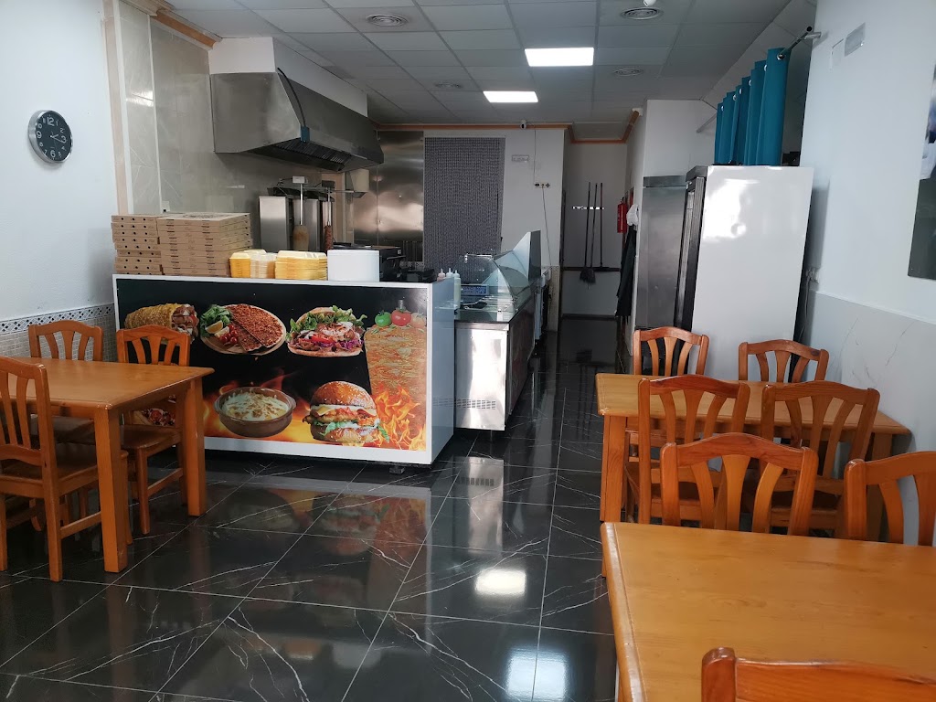 Tika kebab Pizzeria Indian Food Aspe — Ambiente