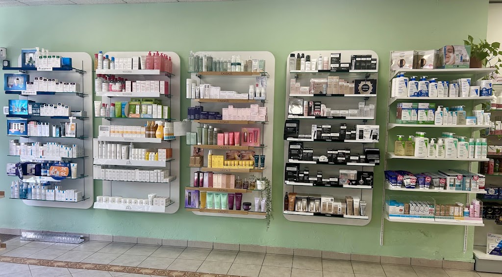 FARMACIA CLAUDIA BARBOSA CABALLERO (EL CHARCO) — Del propietario