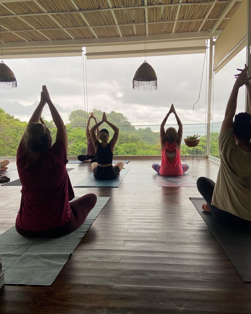  Metamorphic Movement