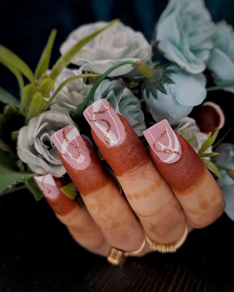 Brownlines Nails Mehendi By Shreyakshi Mom