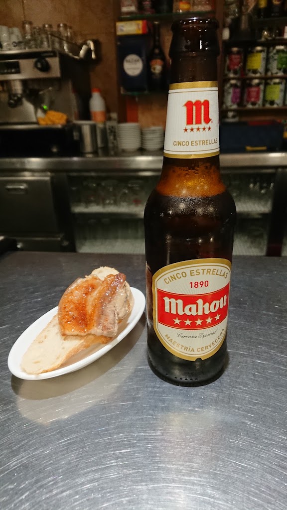 Bar Figuera Major — Comida y bebida