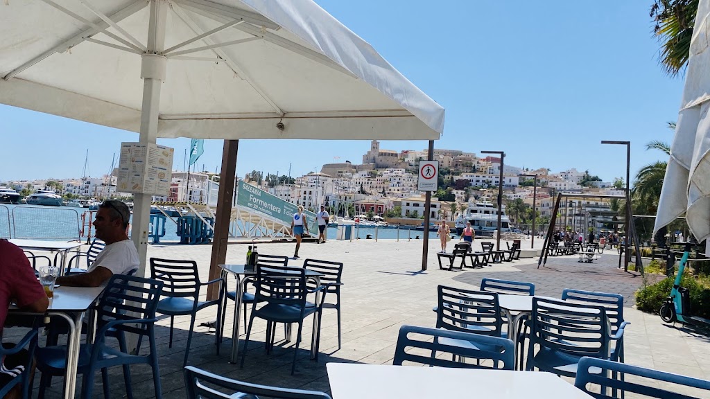 Bar Cafe Porto Evissa