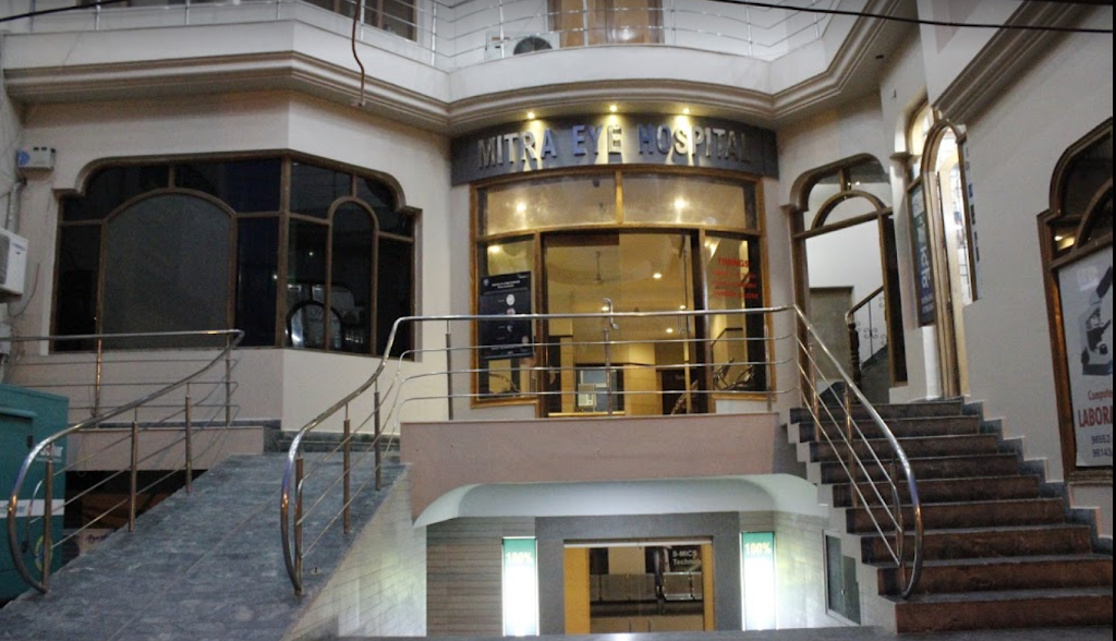 Mitra Eye Hospital Lasik Laser Surgery Centre Best Eye Hospital In Punjab Lasik Surgery Cataract Surgery Phagwara