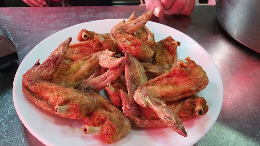 Bar Lozano Las Alitas — Comida y bebida