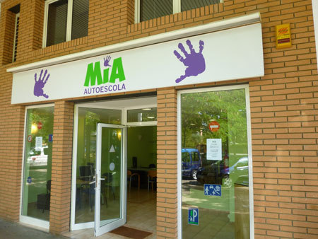 Autoescola MIA — Del propietario