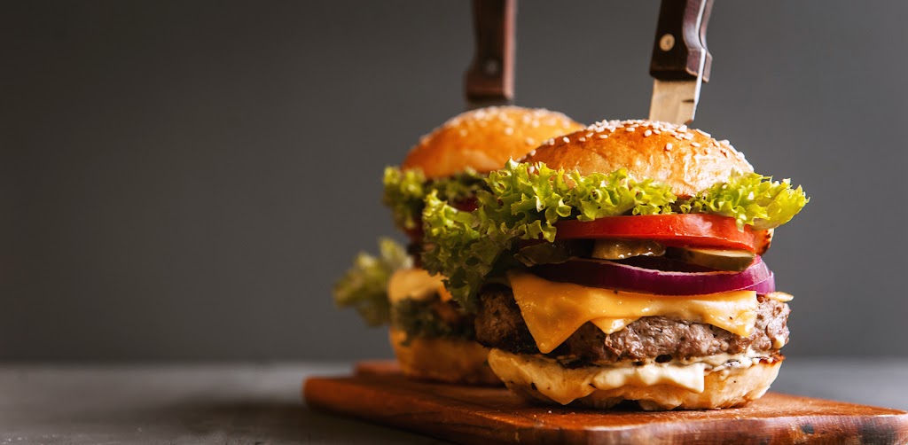  River Ratz Saloon and Lodge