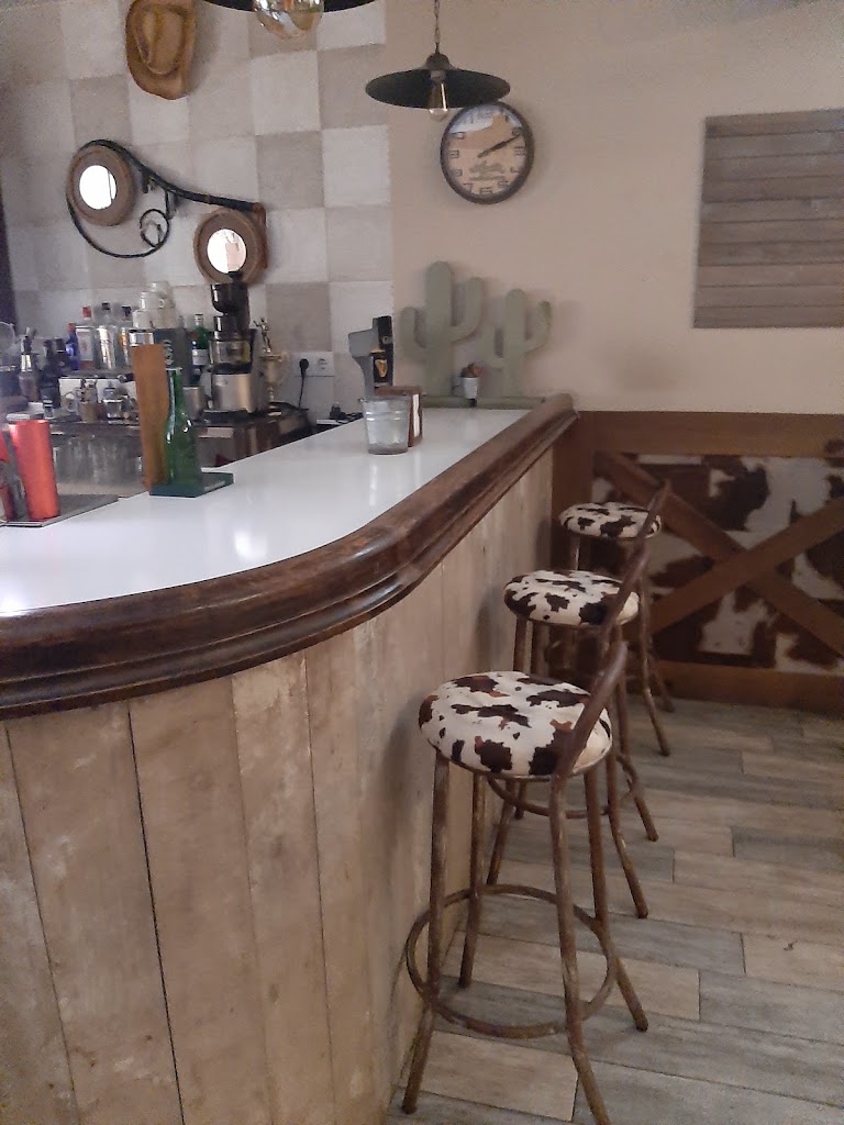 CANTTINA COCKTAIL,S BAR — Ambiente