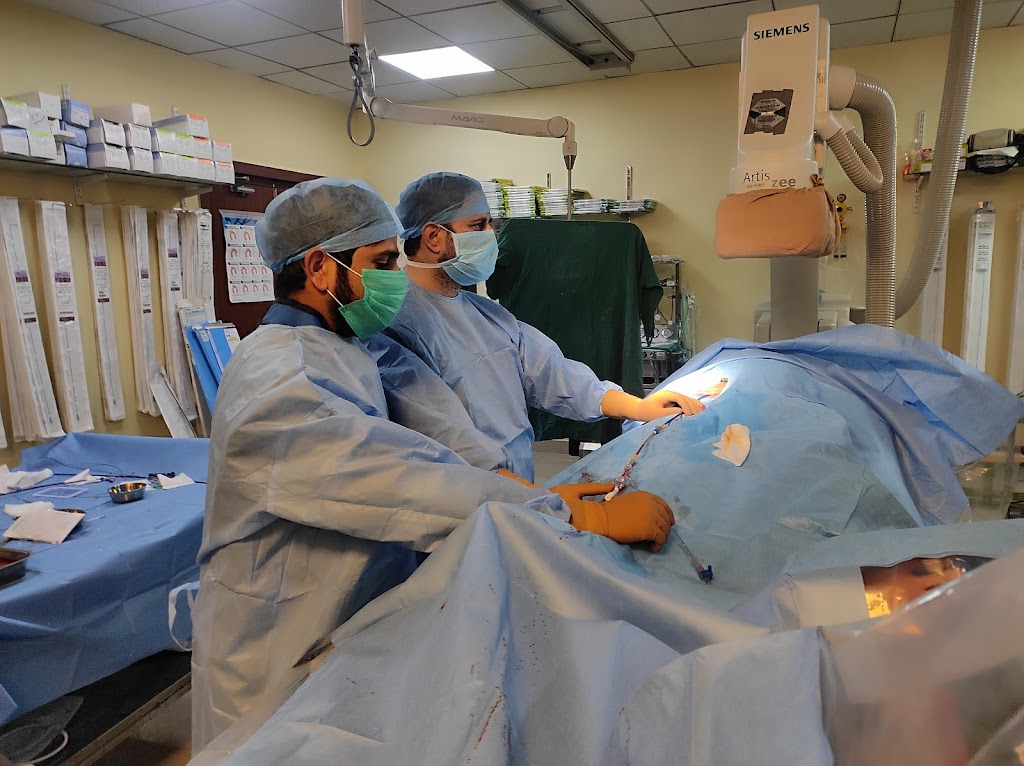 Dr. Dr Tariq Rashid Best Cardiologist Heart Surgery Heart Checkup Angiography In Srinagar