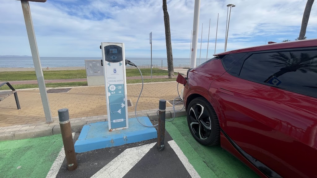 Estacion de carga de vehiculos electricos