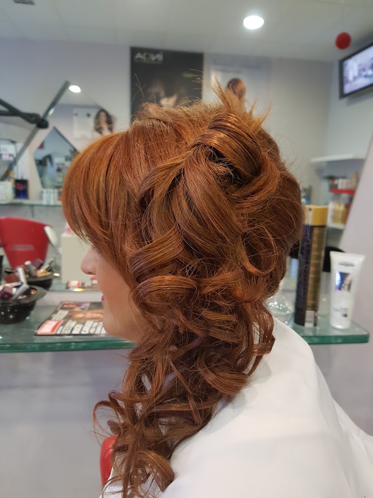 Alejandra Antonelli - Peluqueria y Estetica — Peinado