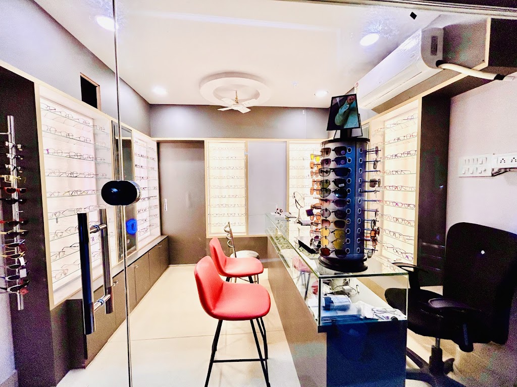 Shreshta Eye Cilnic And Opticals