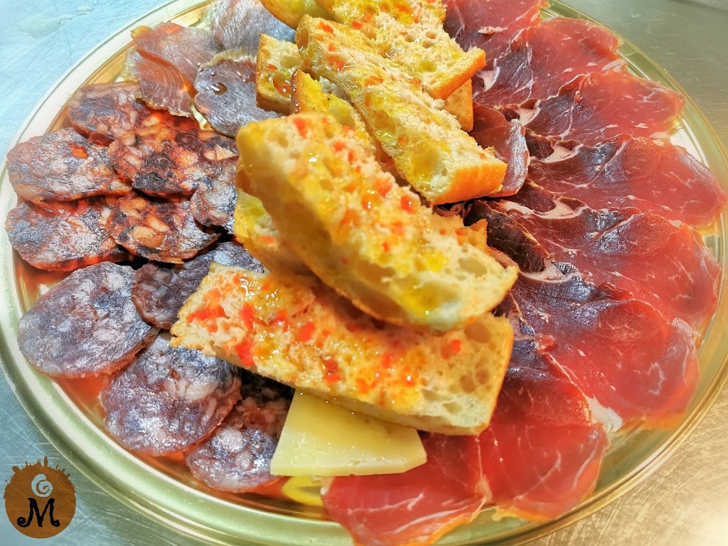 Lar O'Marulo — Comida y bebida