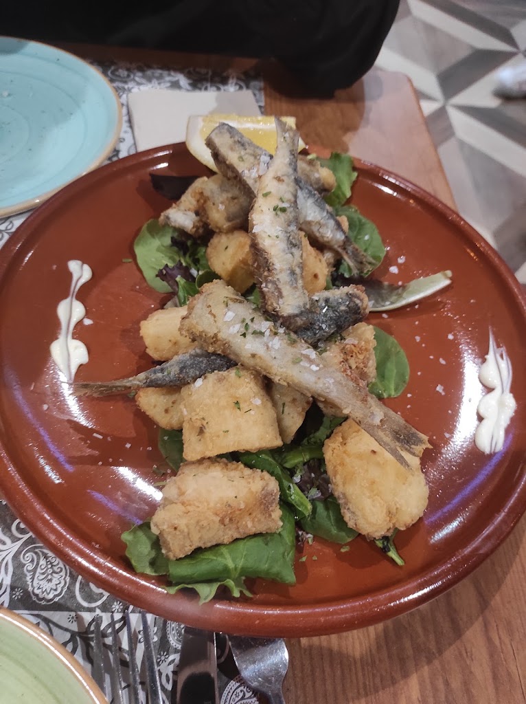 Restaurante Lo Nuestro — Comida y bebida