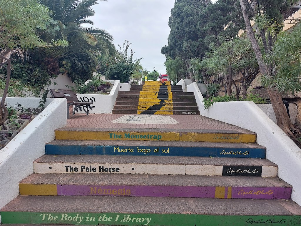 Escaleras de Agatha Christie