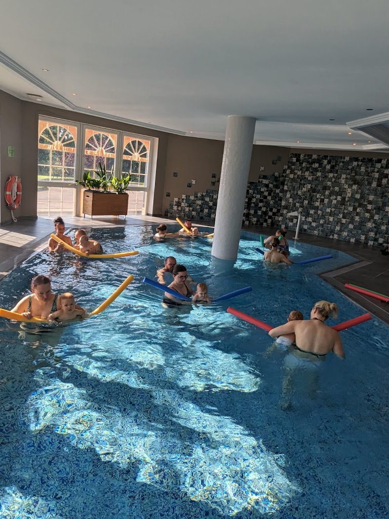 Babyschwimmen mit Jenny - Schwimmschulen Großbreitenbach