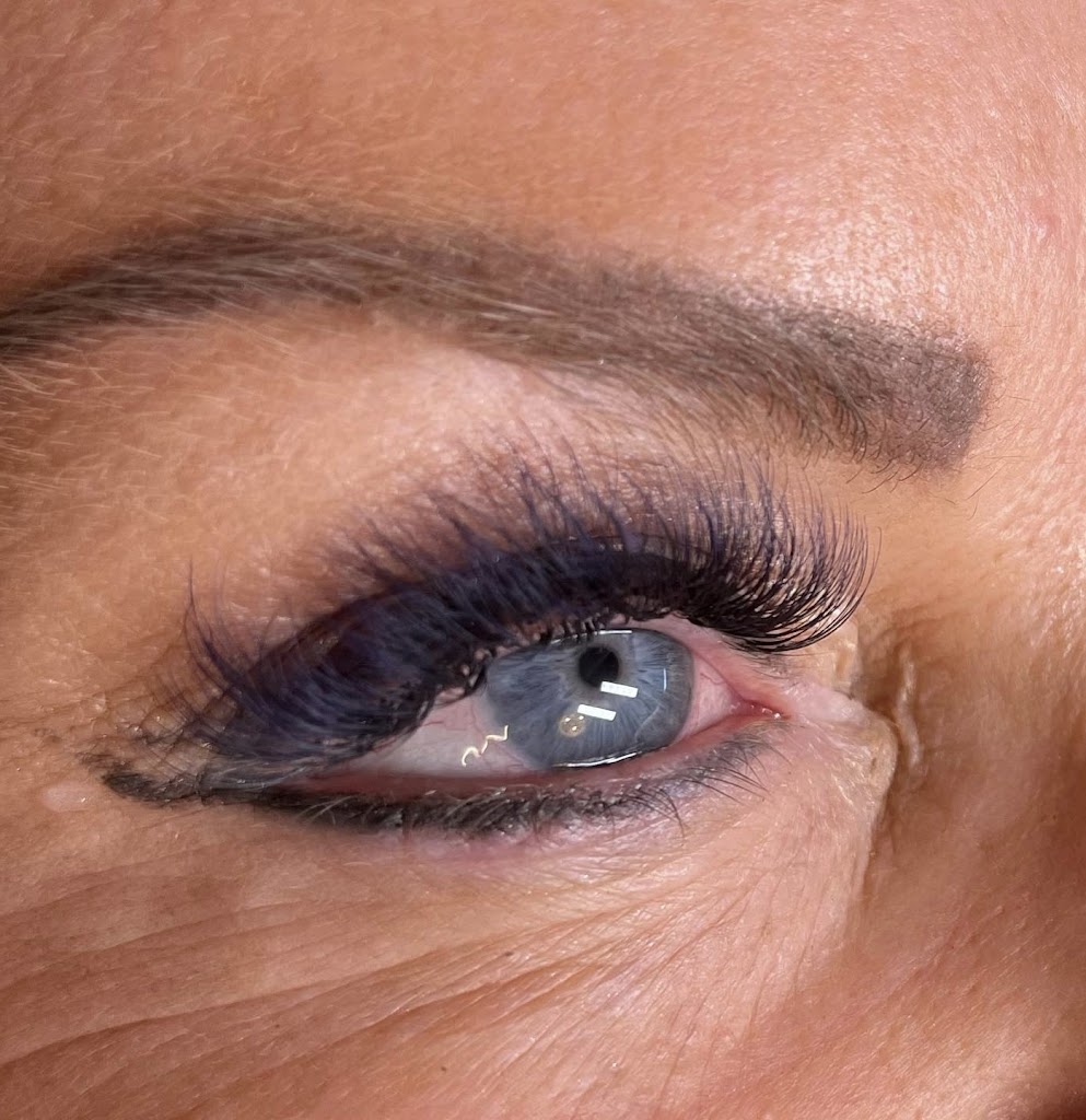 LaRue & Co, Lash and Skin Studio