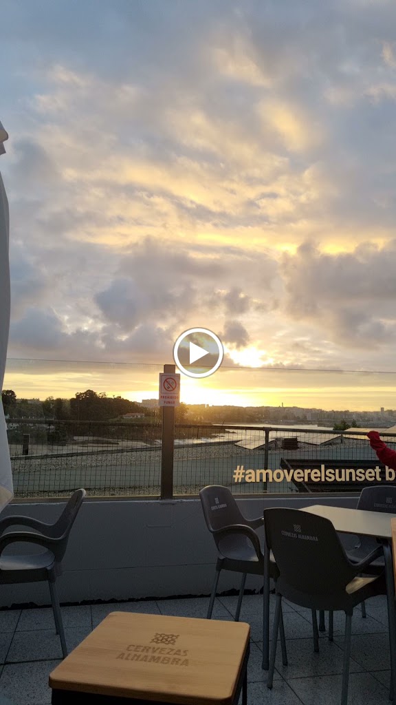 Sunset Bastiagueiro — Videos
