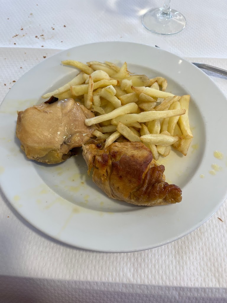 Restaurante A BASCULA — Comida y bebida