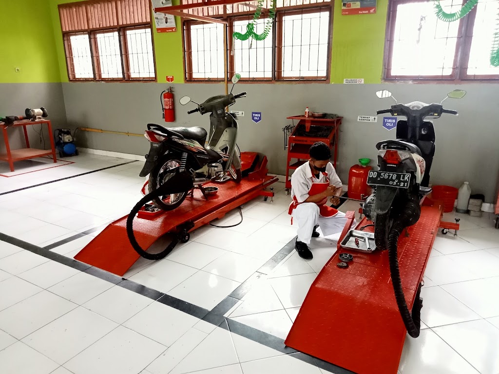 AHASS TEFA SMKN 7 TAKALAR (Bengkel Resmi Honda)